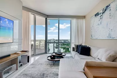 851 NE 1st Ave #3408, Miami, FL 33132 - Photo 6
