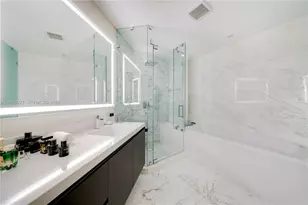 851 NE 1st Ave, Miami, FL 33132 - Photo 14