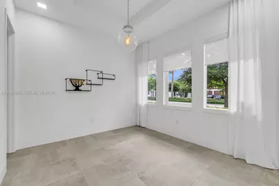 15071 SW 176th St, Miami, FL 33187 - Photo 10
