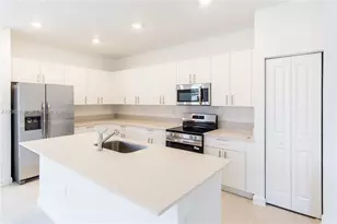 2996 SE 25th Ter, Homestead, FL 33035 - Photo 10