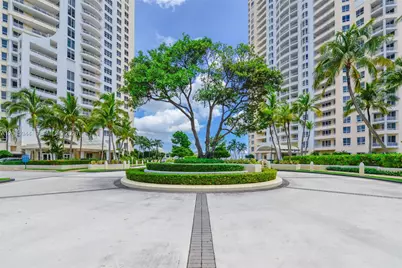 848 Brickell Key Dr #2702, Miami, FL 33131 - Photo 38