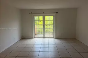 10903 N Kendall Dr, Miami, FL 33176 - Photo 2