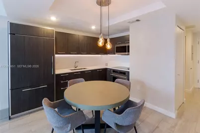 45 SW 9th St #3105, Miami, FL 33130 - Photo 4