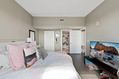 3000 Coral Way #416, Miami, FL 33145 - Photo 10