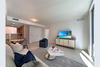 77 SE 5th St #2814, Miami, FL 33131 - Photo 10