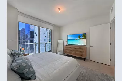 77 SE 5th St #2814, Miami, FL 33131 - Photo 16