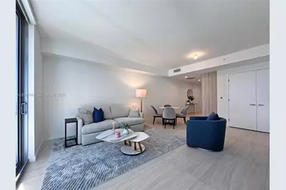 77 SE 5th St #2814, Miami, FL 33131 - Photo 12
