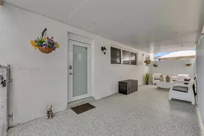 10140 NW 26th Ave, Miami, FL 33147 - Photo 38