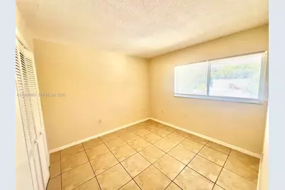 7626 NE 6th Ct #5, Miami, FL 33138 - Photo 8