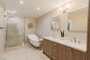 1732 SW 103rd Pl, Miami, FL 33165 - Photo 12