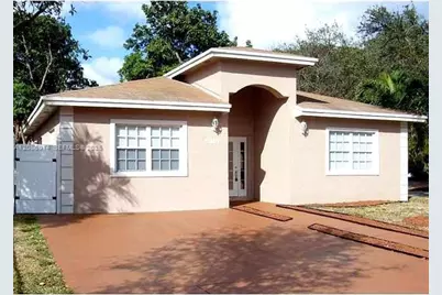 6601 Perry St, Hollywood, FL 33024 - Photo 1