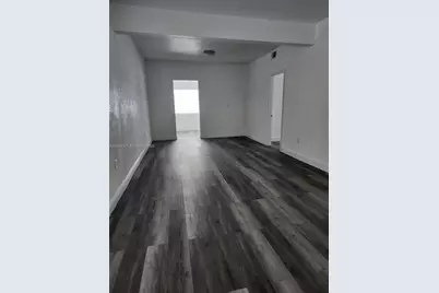1250 NW 55th St, Miami, FL 33142 - Photo 12