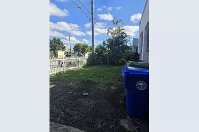 1250 NW 55th St, Miami, FL 33142 - Photo 2