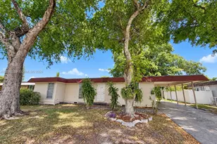 7804 NW 73rd Terrace, Tamarac, FL 33321 - Photo 1