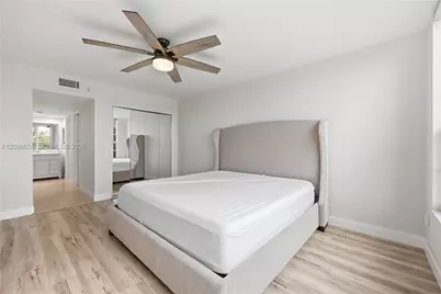 555 Oaks Ln #309, Pompano Beach, FL 33069 - Photo 30