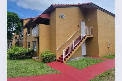 15540 SW 80th St #D-101, Miami, FL 33193 - Photo 2