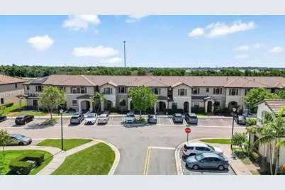 10657 W 32nd Ln, Hialeah, FL 33018 - Photo 46