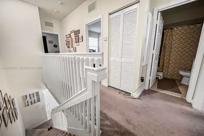 10657 W 32nd Ln, Hialeah, FL 33018 - Photo 20
