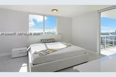 1800 Sunset Harbour Dr #2215, Miami Beach, FL 33139 - Photo 6