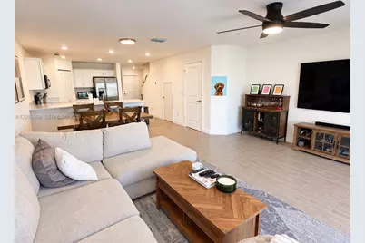 5013 Woods Edge Cir, Riviera Beach, FL 33410 - Photo 12