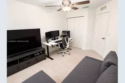 5013 Woods Edge Cir, Riviera Beach, FL 33410 - Photo 18