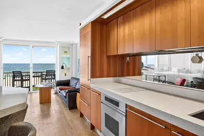 401 Ocean Dr #518, Miami Beach, FL 33139 - Photo 14