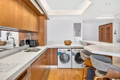 401 Ocean Dr #518, Miami Beach, FL 33139 - Photo 16