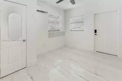 1236 NE 109th St #3, Miami, FL 33161 - Photo 2