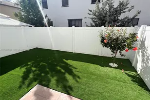 3342 W 112th St, Hialeah, FL 33018 - Photo 24