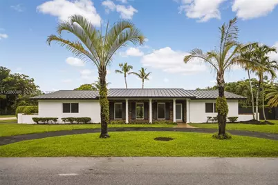 13240 SW 70th Ave, Pinecrest, FL 33156 - Photo 2