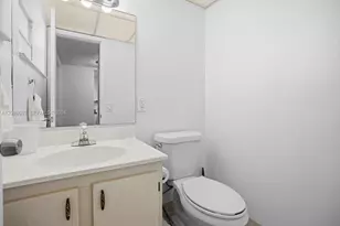 6870 Royal Palm Blvd, Margate, FL 33063 - Photo 22