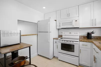 6870 Royal Palm Blvd #209M, Margate, FL 33063 - Photo 8