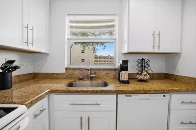 6870 Royal Palm Blvd #209M, Margate, FL 33063 - Photo 10