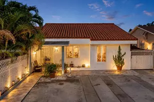 22 NW 108th Ct, Miami, FL 33172 - Photo 2