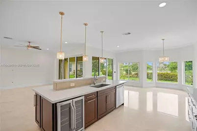720 W Cypress Pointe Dr W, Pembroke Pines, FL 33027 - Photo 12