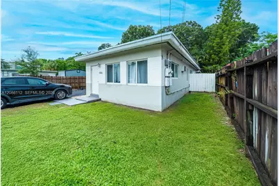 1806 SW 22nd St, Fort Lauderdale, FL 33315 - Photo 2
