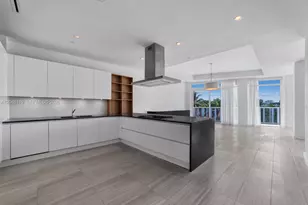 4701 N Meridian Ave, Miami Beach, FL 33140 - Photo 10