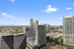 88 SW 7th St, Miami, FL 33130 - Photo 16