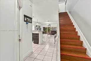 306 SW 120th Ave, Pembroke Pines, FL 33025 - Photo 2