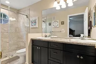 306 SW 120th Ave, Pembroke Pines, FL 33025 - Photo 10