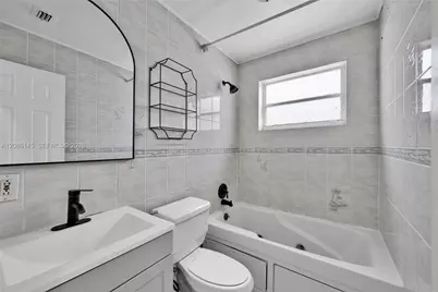 2041 NE 182nd St, North Miami Beach, FL 33162 - Photo 18