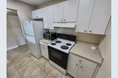 7477 SW 82nd St #C214, Miami, FL 33143 - Photo 6