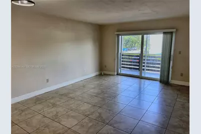 7477 SW 82nd St #C214, Miami, FL 33143 - Photo 4