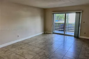 7477 SW 82nd St, Miami, FL 33143 - Photo 4