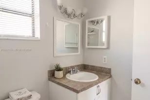 3679 Cocoplum Cir, Coconut Creek, FL 33063 - Photo 28