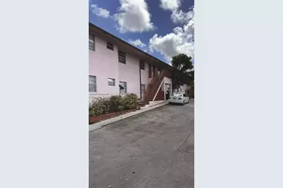 2920 Pierce St #8, Hollywood, FL 33020 - Photo 12