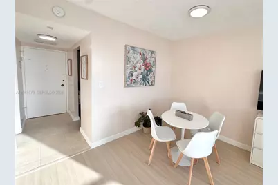 2899 Collins Ave #550, Miami Beach, FL 33140 - Photo 10