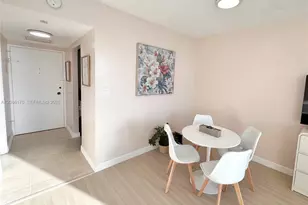 2899 Collins Ave, Miami Beach, FL 33140 - Photo 10