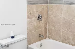 1325 W 68th St, Hialeah, FL 33014 - Photo 18