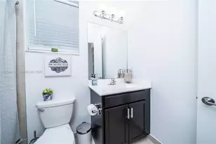 4230 Rosa Dr, Deerfield Beach, FL 33064 - Photo 28